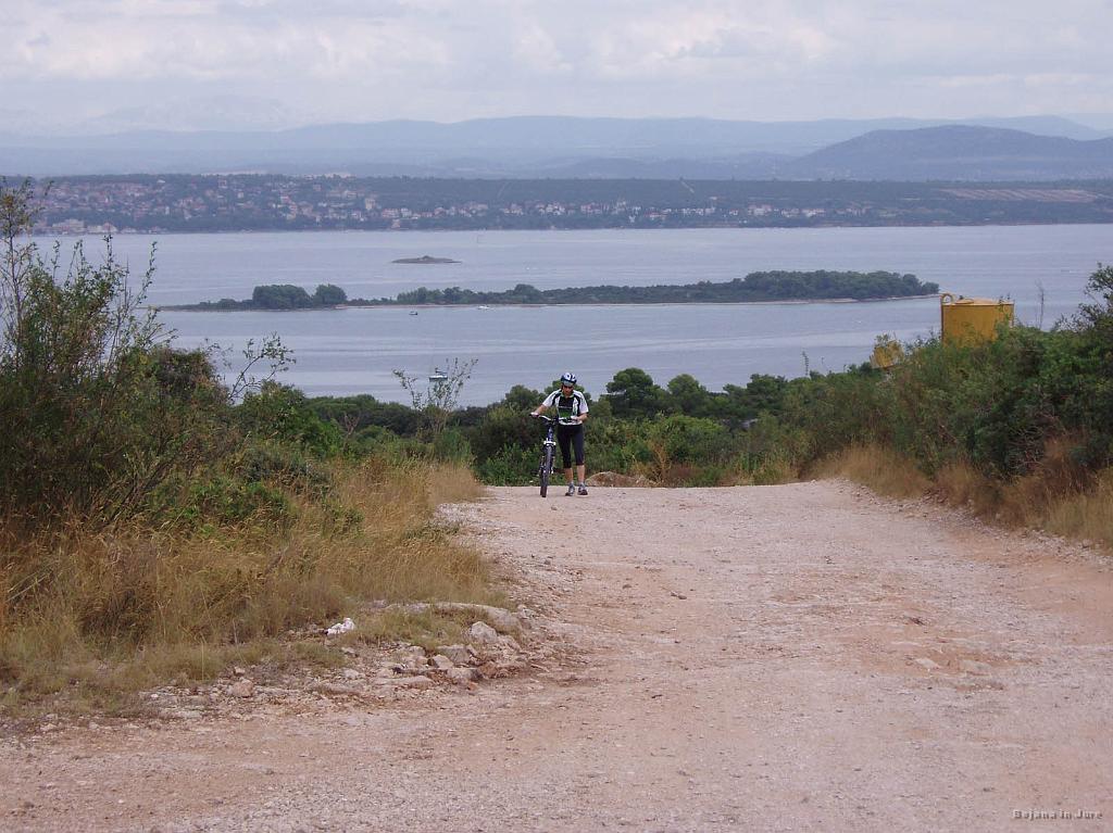 Slika_03.JPG - Klanec pri kamnolomu je bil kar hud...
