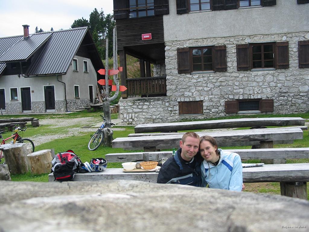 Slika_19.jpg - S svojo irokezo sem kot Murko....