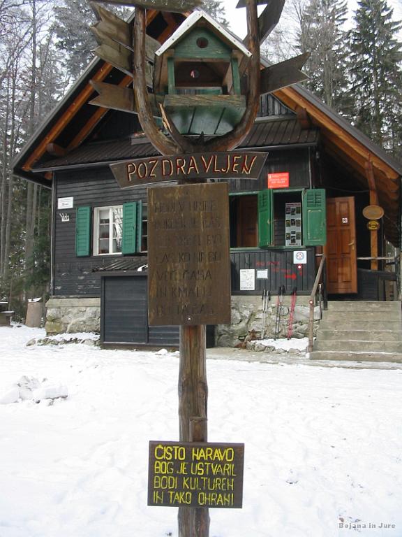 Slika_31.jpg - Iztokova koča pod Golaki.