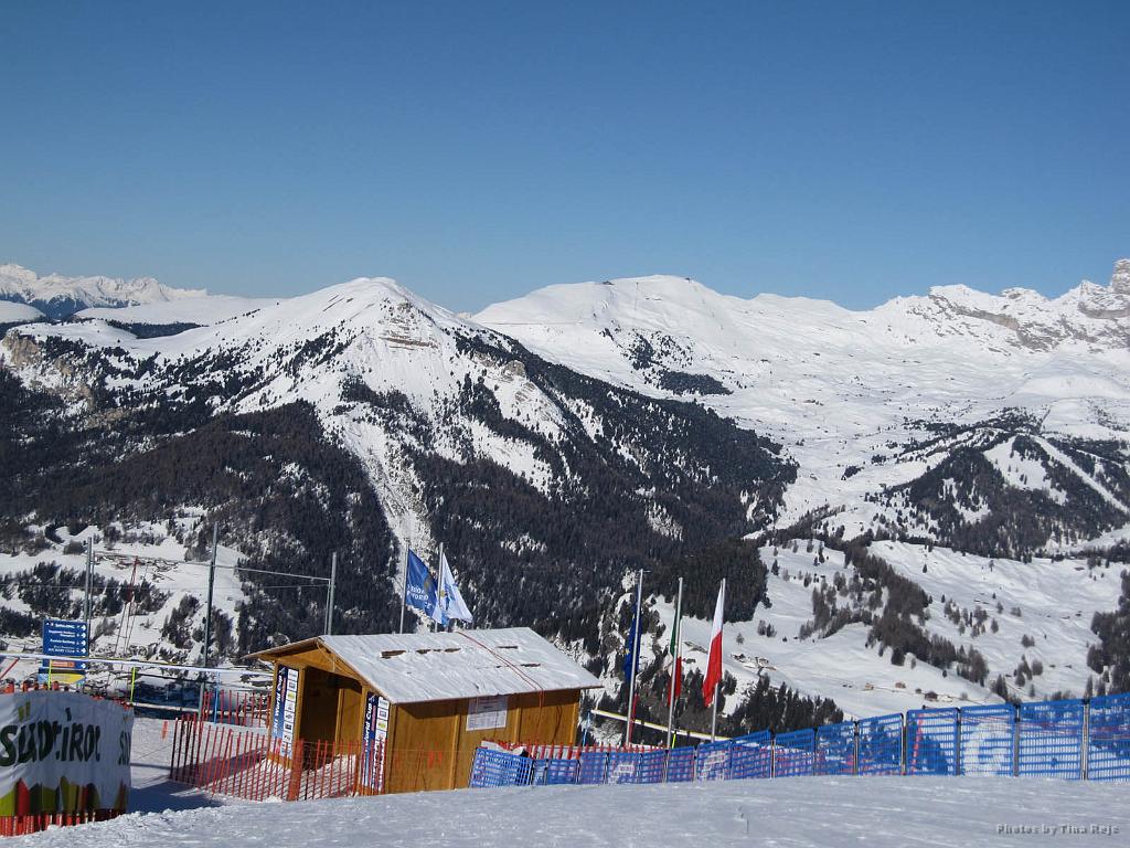 Slika_050.jpg - Slika iz vrha superveleslalomske preizkušnje za svetovni pokal za moške - Saslong, Val Gardena.