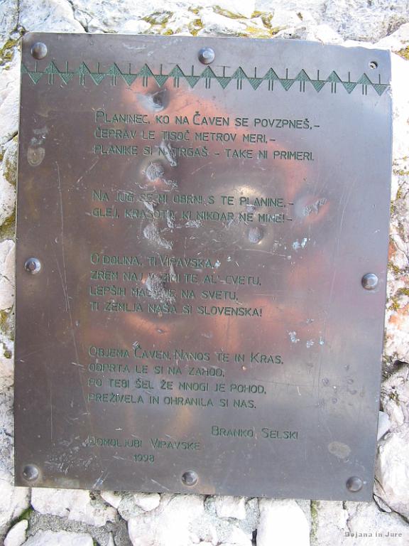 Slika_36.jpg - Tabla pod križem.