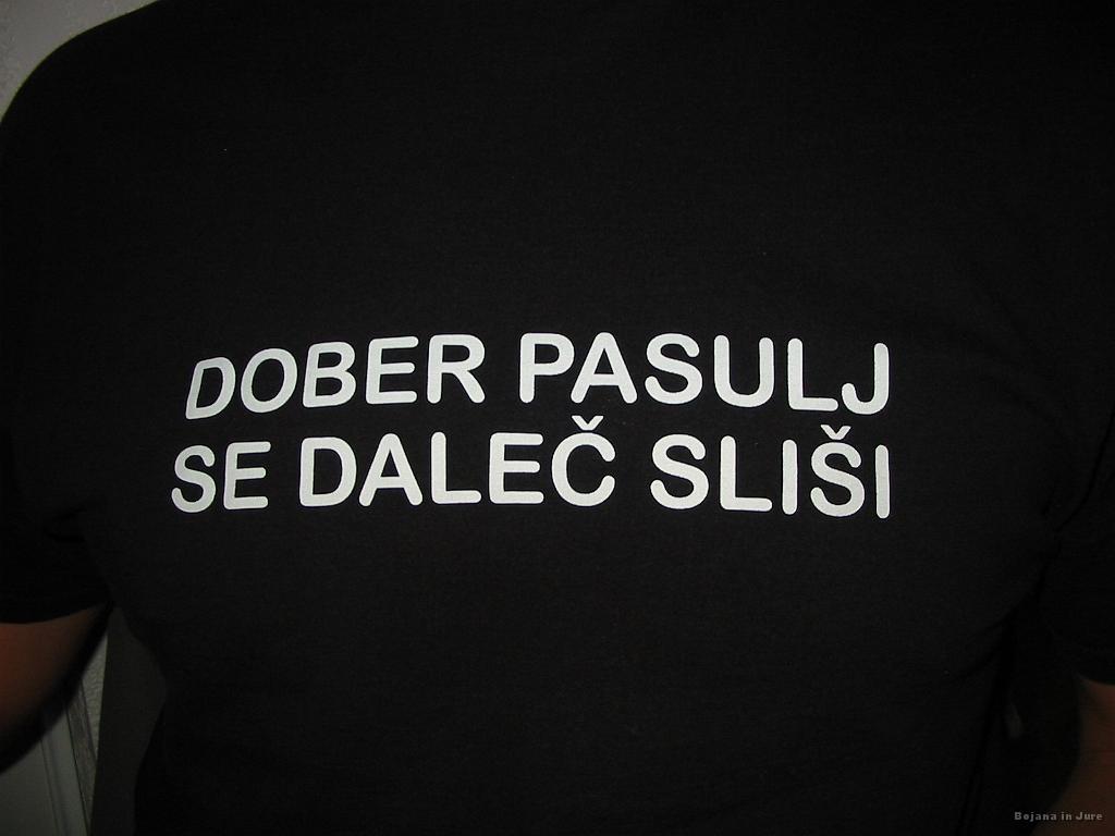 Slika_47.jpg - Markec se je odločil, da podere kakšen tabu.