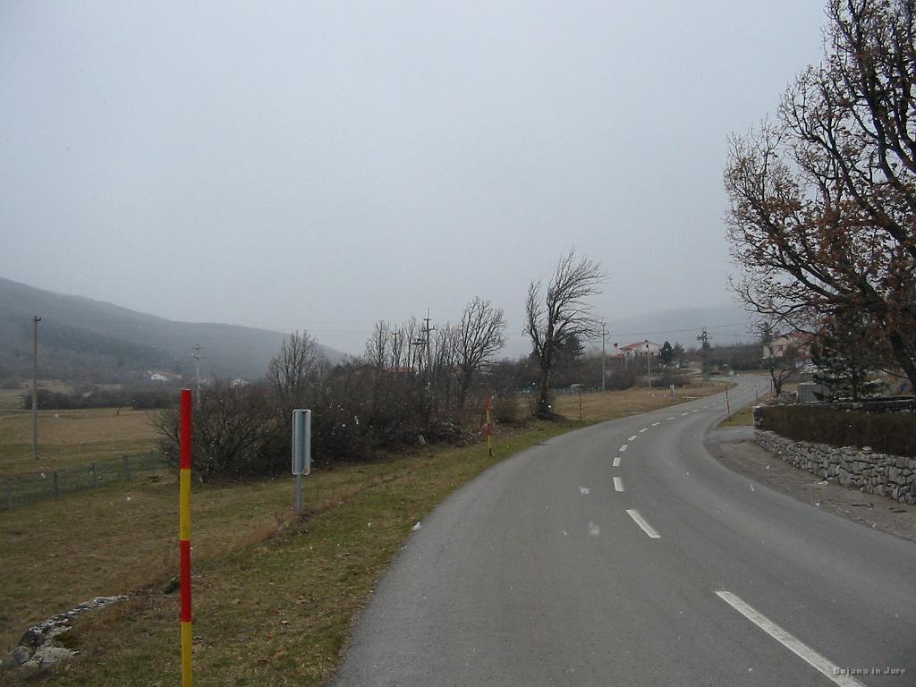 Slike_31.jpg - Pogled nazaj proti vasi Podgorje.