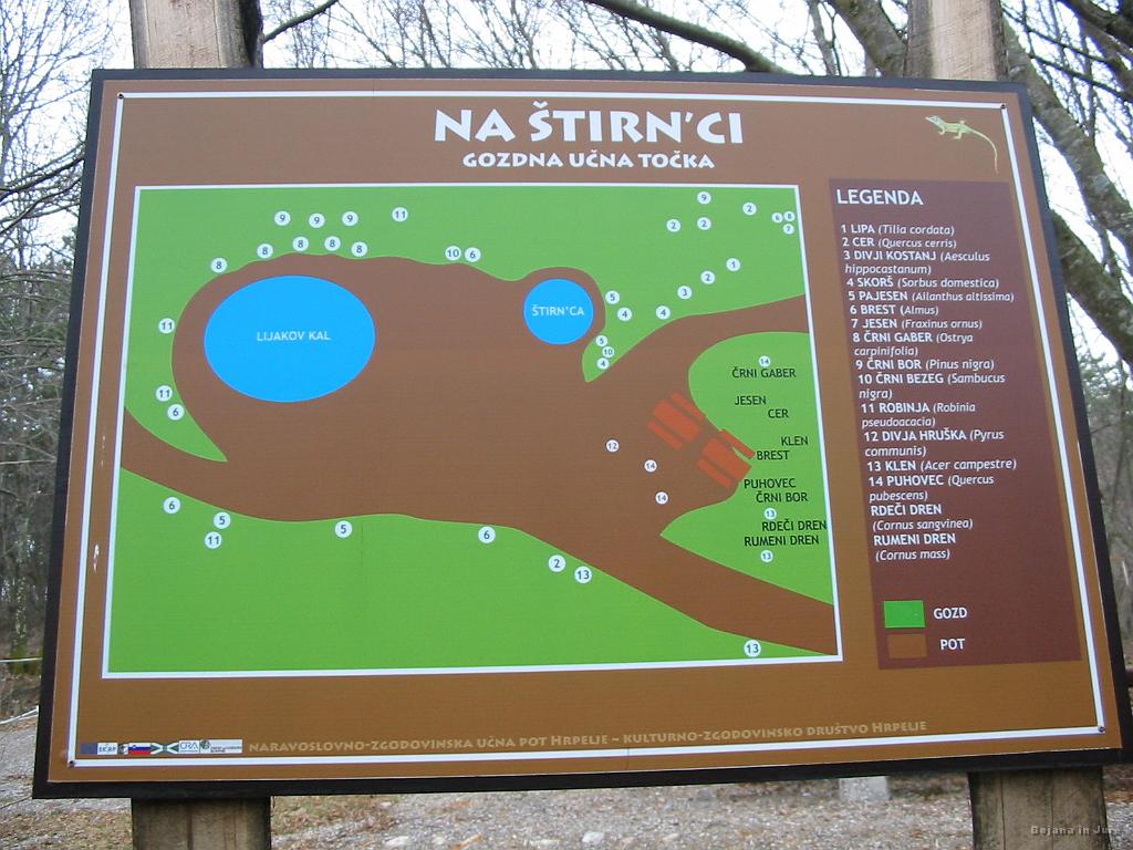 Slike_45.jpg - Območje je izredno lepo urejeno in označeno. Sedaj pa...kaj mislite? Sem vedel kje sva?