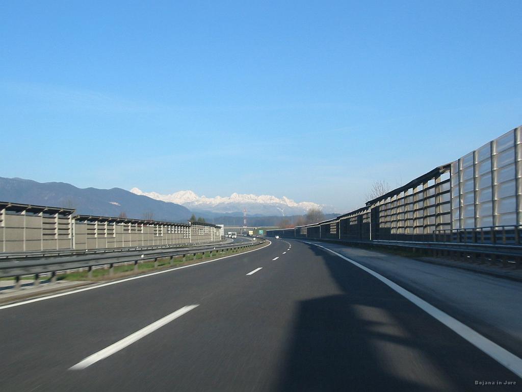 Slike_04.jpg - Iz ljubljanske megle se je odprlo tole. Kaj več si človek lahko želi za soboto?
