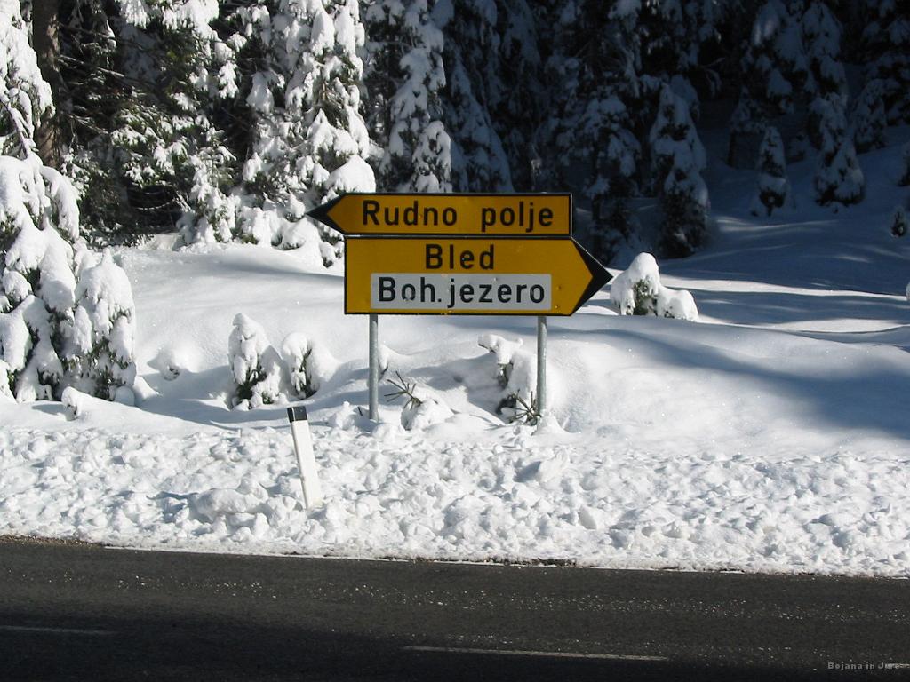 Slike_08.jpg - Na tem odcepu (1265 m) sva izpregla jeklenega osla.