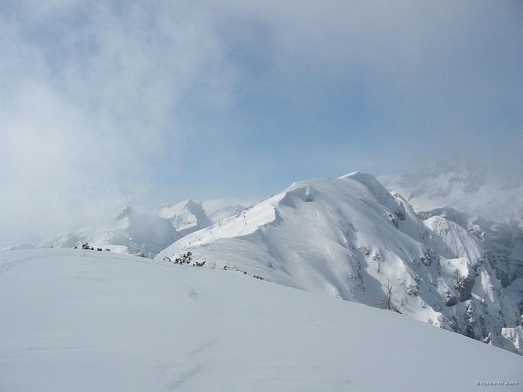 Slike_40.jpg - Lepo viden greben proti Brdom (2010 m).