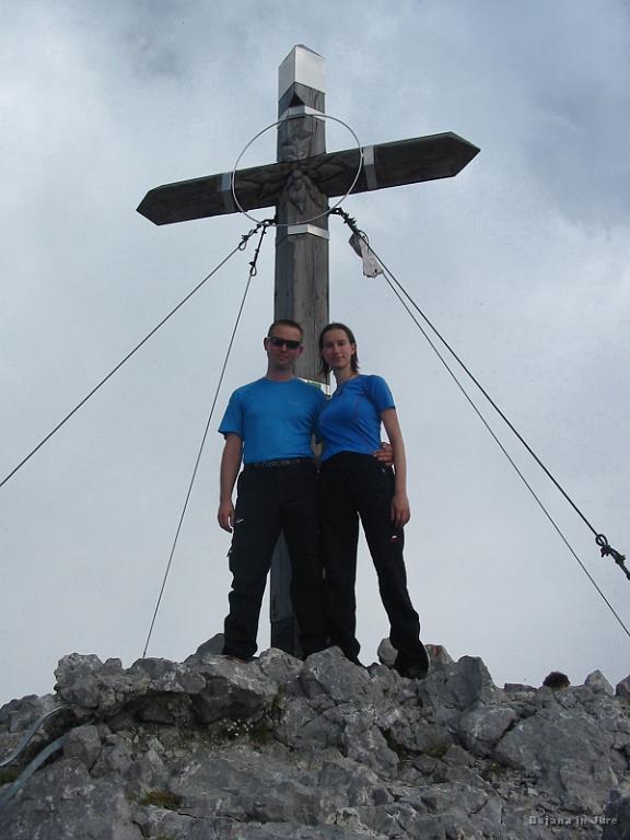 Slika_26.jpg - Zaščitni znak Storžiča je križ in ne midva :)