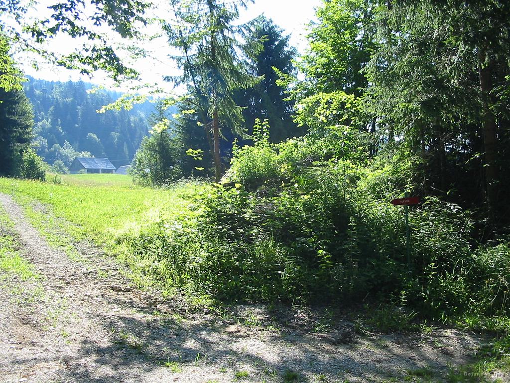 Slika_23.jpg - Odcep za Hleviše (piše na tabli).