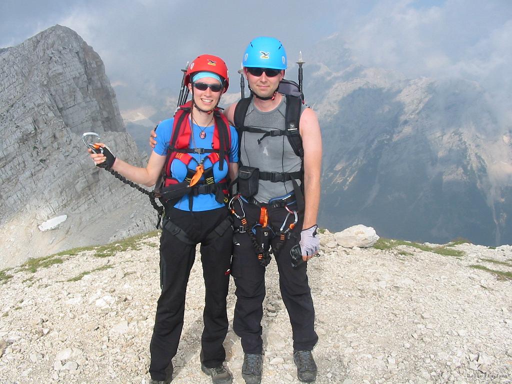Slika_45.jpg - Gasilska z vrha Male Mojstrovke (2332 m) in v ozadju Velika Mojstrovka (2366 m), ki pa ni ravno obljudena.
