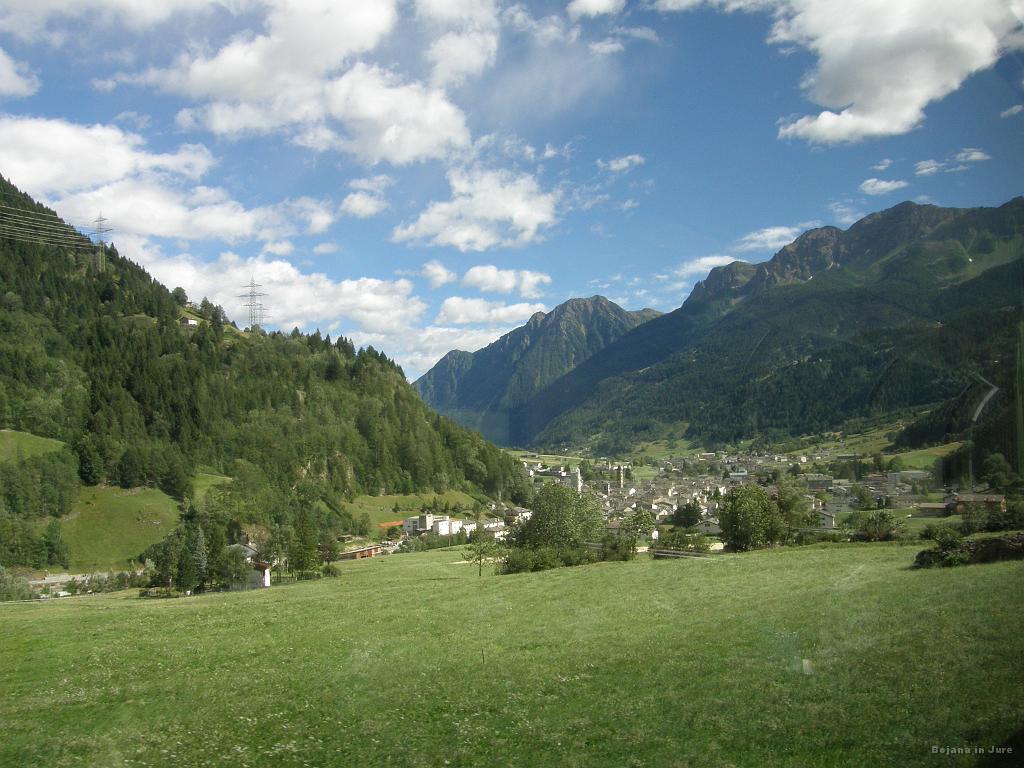 Slika_149.jpg - Ob poti želežniške trase St.Moritz-Tirano (Bernina Express).