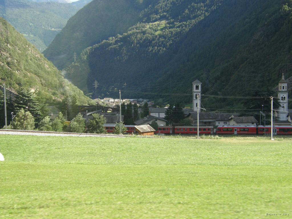 Slika_154.jpg - Ob poti želežniške trase St.Moritz-Tirano (Bernina Express).