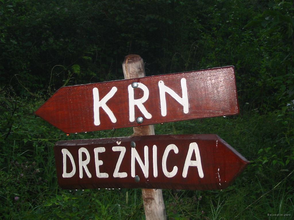 Slika_04.jpg - Označbe na poti bi bile lahko zgled drugim! Velike, jasne in tudi lepe.