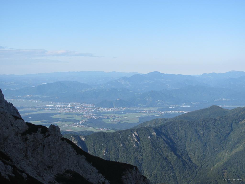 Slika_18.jpg - Še dolina...