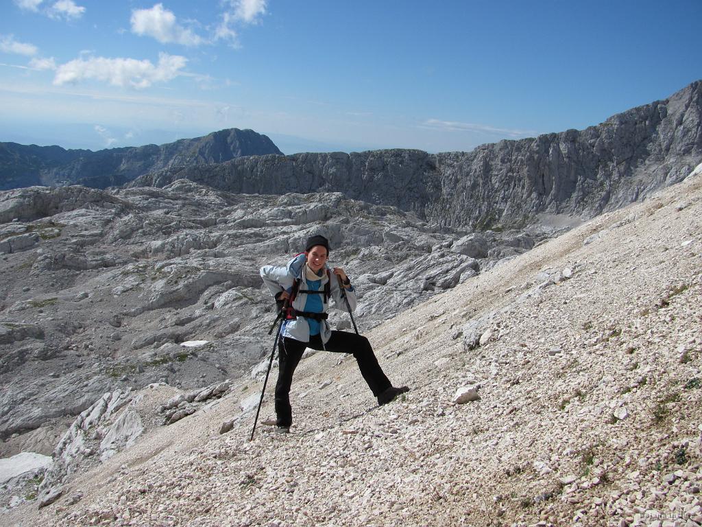 Slika_36.jpg - Bojana in v ozadju Veliki podi.