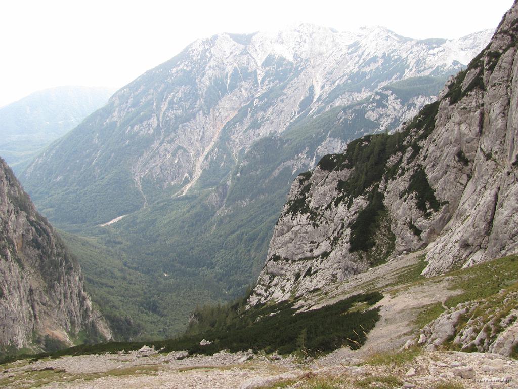 Slika_80.jpg - Ne,ne...smo šele na 1800 m. Še približno 800 m.