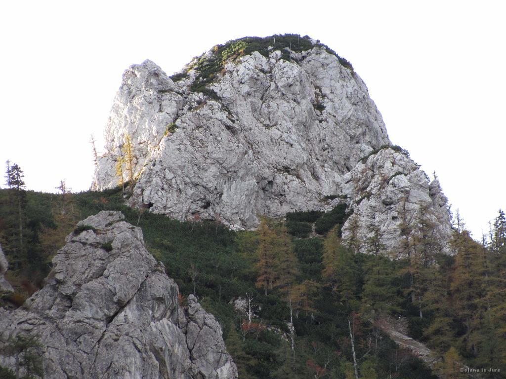 Slika_06.jpg - Zelo približan Kamniški Dedec (1583 m).