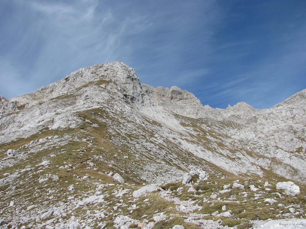 Slika_50.jpg - Pogled proti Planjavi (2392 m) - ni vrh v ospredju.