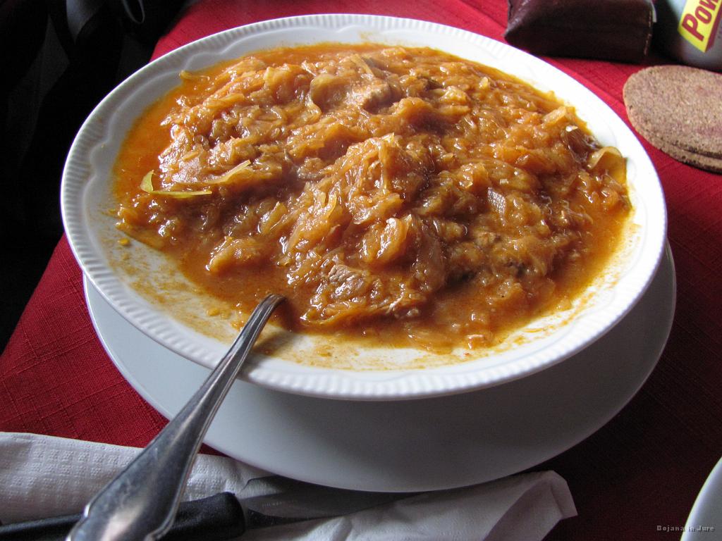 Slika_44.JPG - Kosilce za Bojano - segedin golaž.