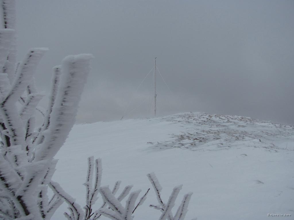 Slika_11.jpg - Antena na vrhu Slatne.