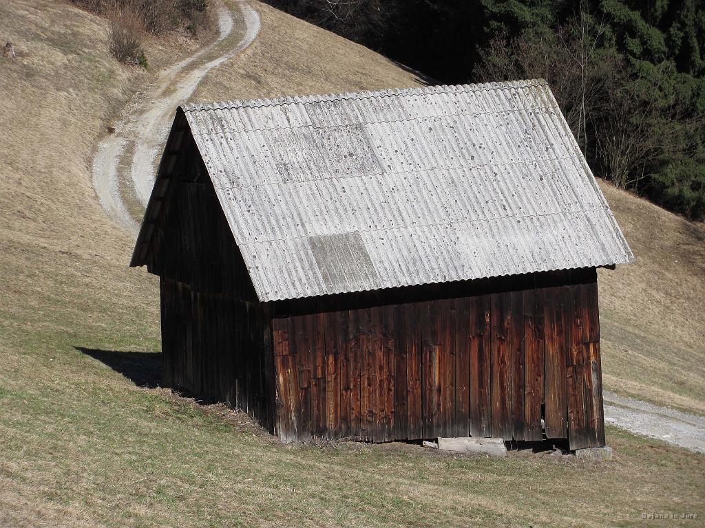 Slika_60.jpg - Štiri temnejše plate pod vrhom so pa moje maslo.