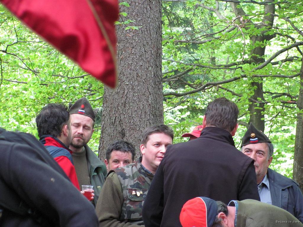 Slika_27.jpg - "Partizani" med nami.