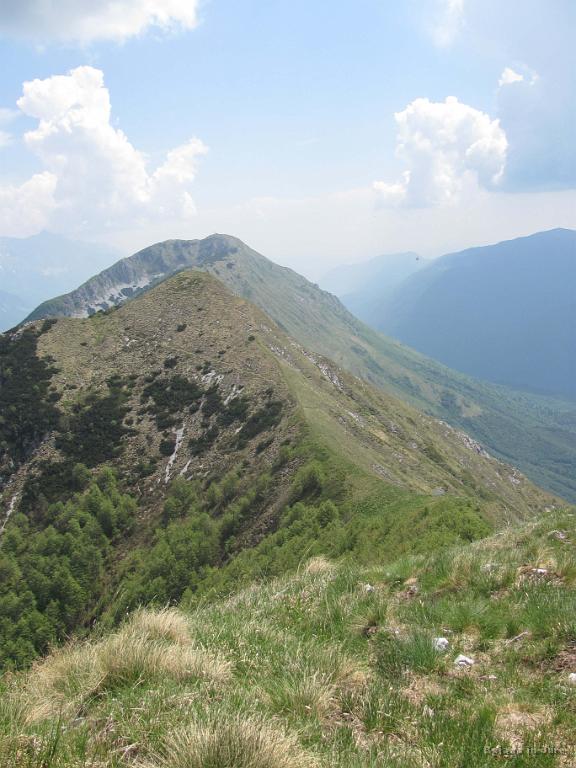 Slika_55.JPG - Pogled na celotno prehojeno pot z Velikega Musca. Sedaj pa do bivaka in v dolino...
