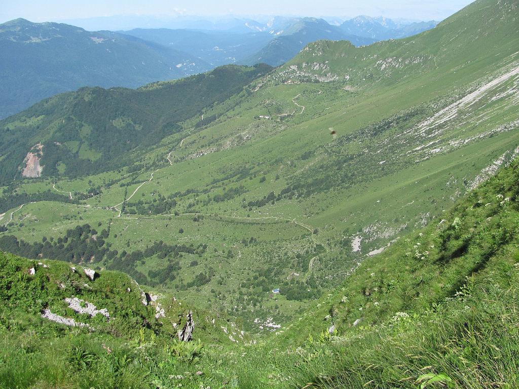 Slika_41.jpg - Že kar visoko sva. Okrog 1700 m.