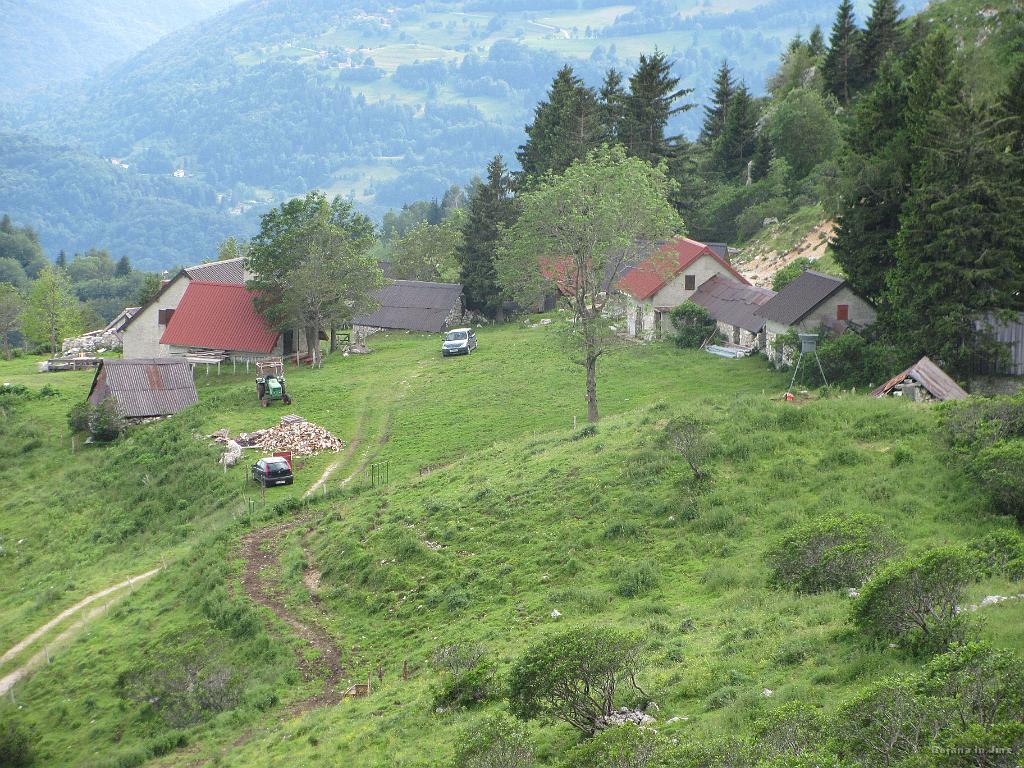 Slika_92.jpg - Planina Zaslap, kjer je Carmen imela parkiran avto. Naju pa je čakal še dokaj dolg spust do Berlija.