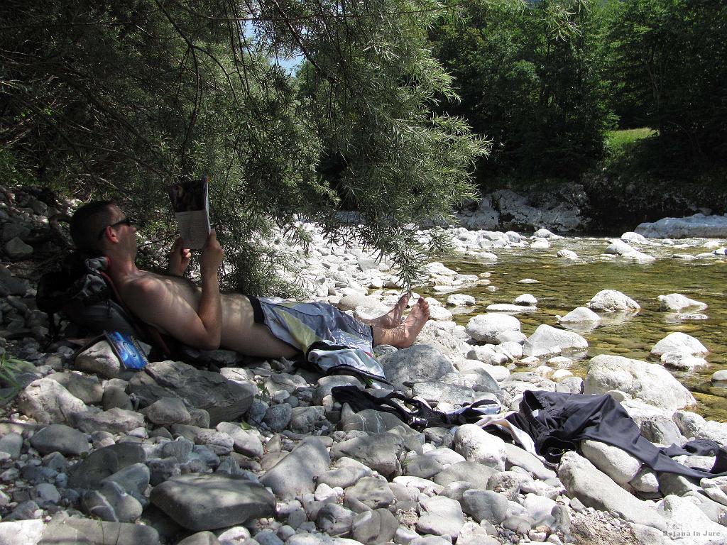 Slika_87.jpg - ...naravnim užitkom ob Nadiži. Raj na zemlji.