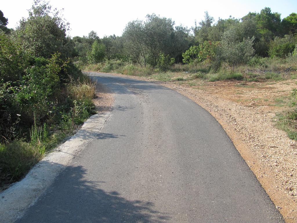 Slika_05.jpg - Spremeba od lanske ture. 500 m asfalta, ki se pa začne z 200 m makadama :)