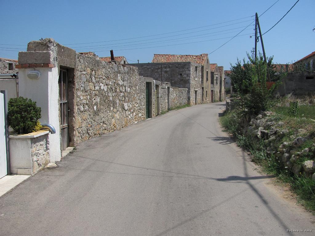 Slika_30.jpg - Ulice samevajo.