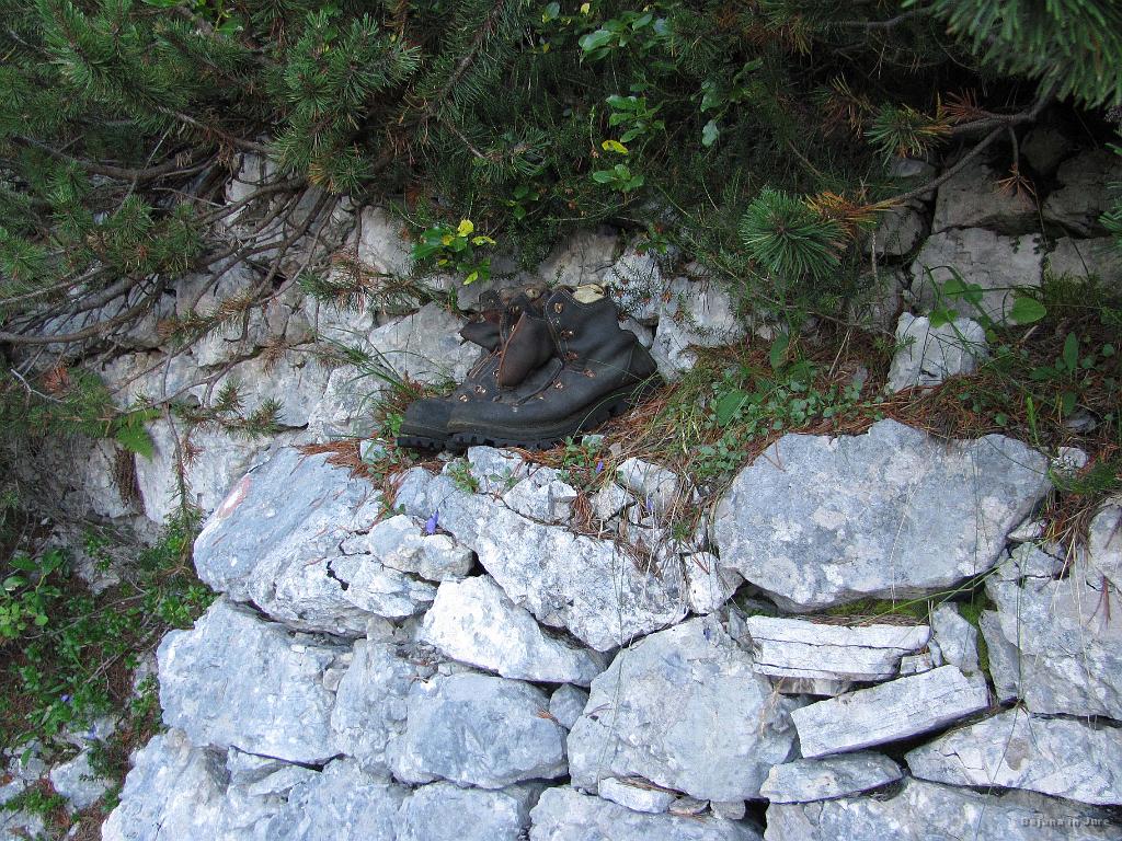 Slika_021.jpg - Nekdo je moral naprej bos.