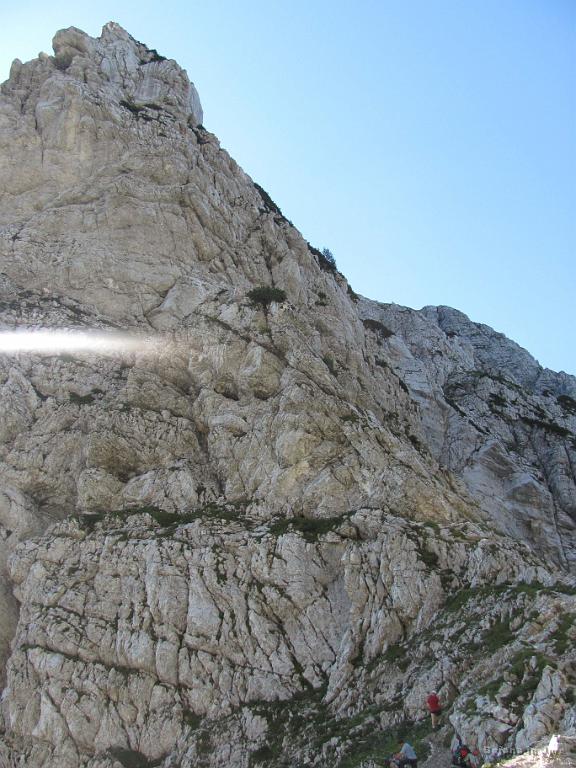 Slika_029.jpg - Tu gor gremo.