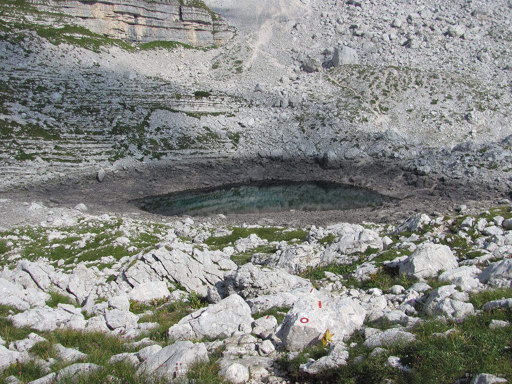 Slika_158.jpg - Rjavo jezero tik pod Zasavsko kočo.