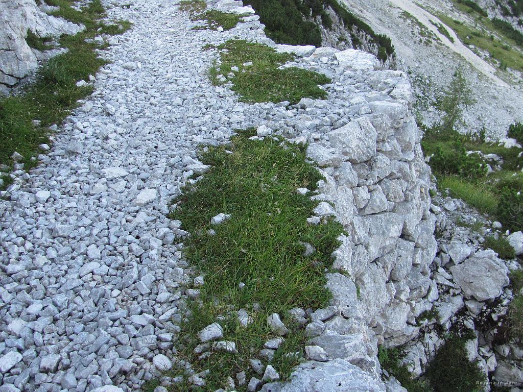 Slika_189.jpg - Očitno je to počivališče ali pa obračališče.