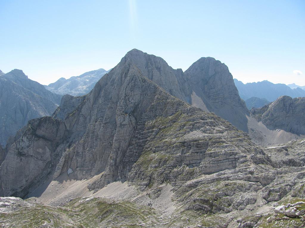 Slika_023.jpg - Pogled nazaj na Bovški Gamsovec in Pihavec.
