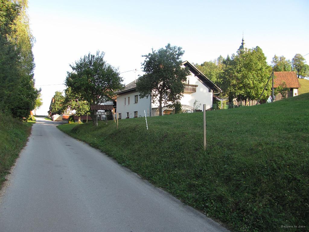 Slika_76.jpg - Hja, brez vzponov tudi tukaj ne gre, ampak to je najvišja točka od zdaj naprej, kajne?