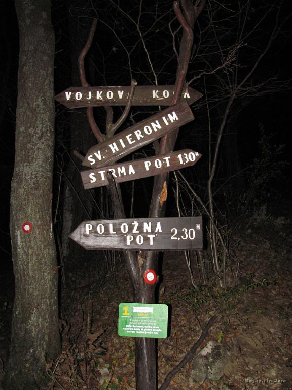 Slika_05.JPG - Gremo desno.