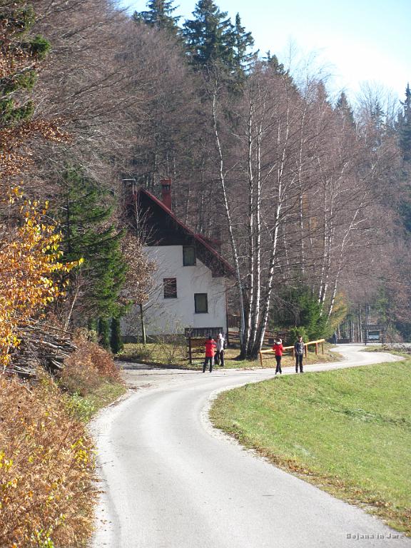 Slika_37.JPG - Koča na Ermanovcu.