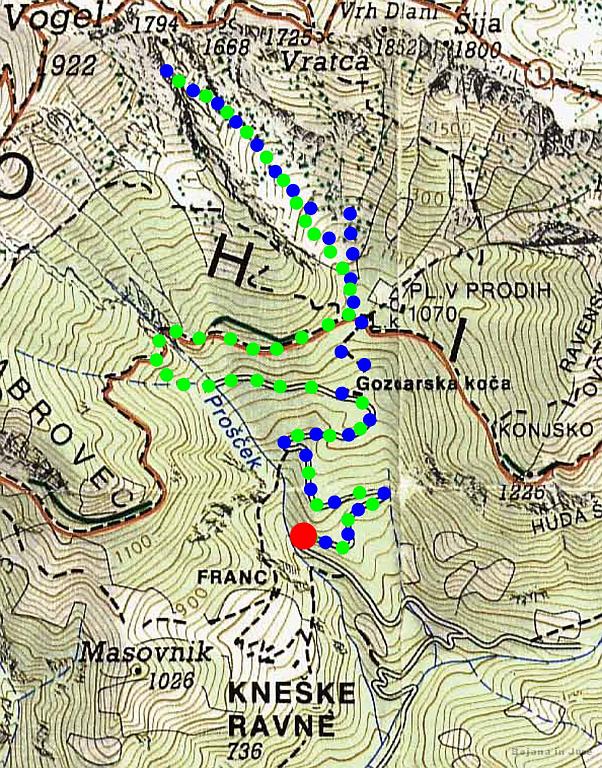 Slika_00.jpg - Modra nakazuje vzpon na celih 1500 m, zelena pa spust nazaj do avta, ki je stal na okrog 750 m.