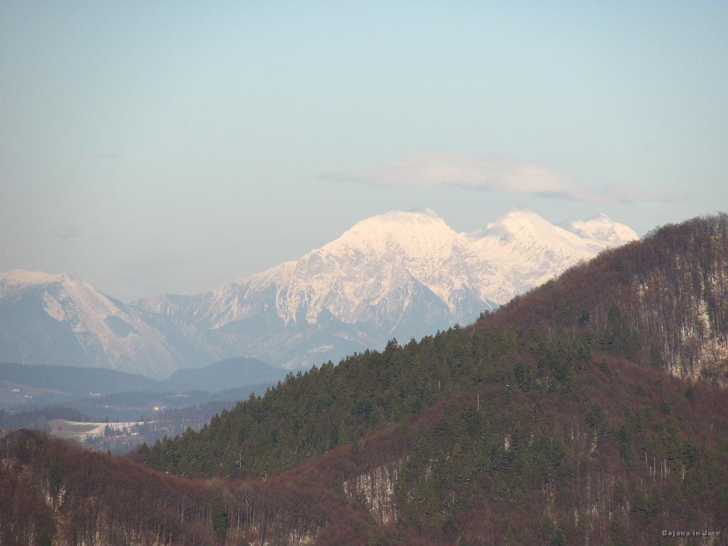 Slika_59.jpg - No, skoraj obenem. Triglav smo občudovali par slik nazaj.