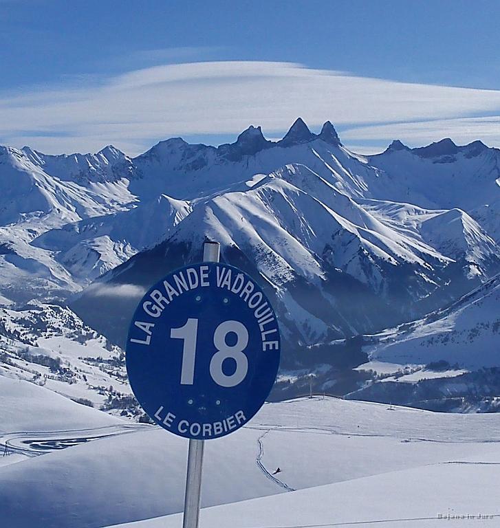 Slika_055.jpg - Najvišja špička ima okrog 3500 m.