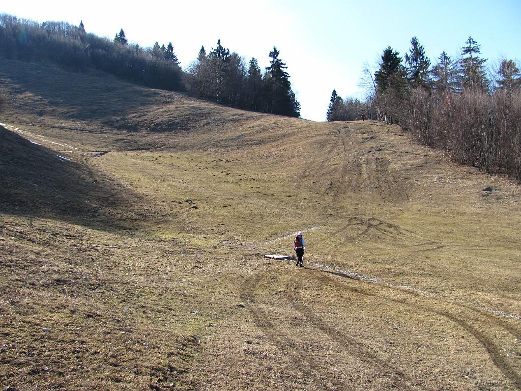 Slika_37.jpg - Ja, vsa leta do sedaj sva šla tu vsaj 1x s smučmi, vendar letos žal ni šlo.