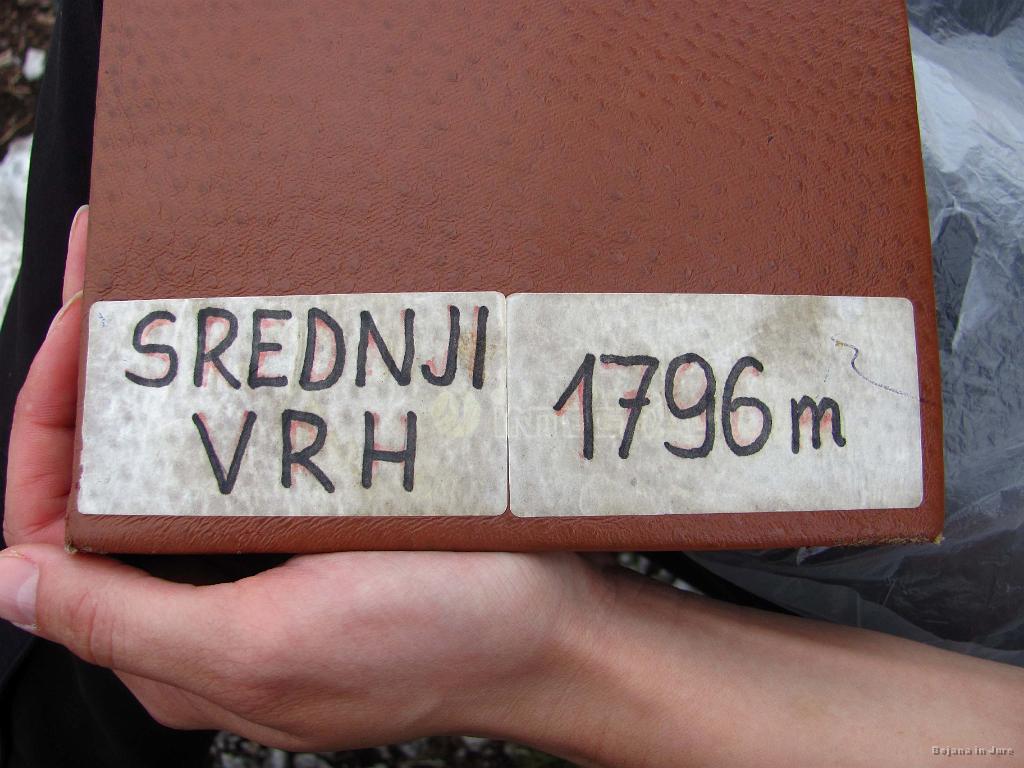 Slika_48.jpg - Nima štampiljke, zato slika. Drugače pa tudi Vrtača nima štampiljke, ampak je v domu na Zelenici. Meni je to malce čudno.