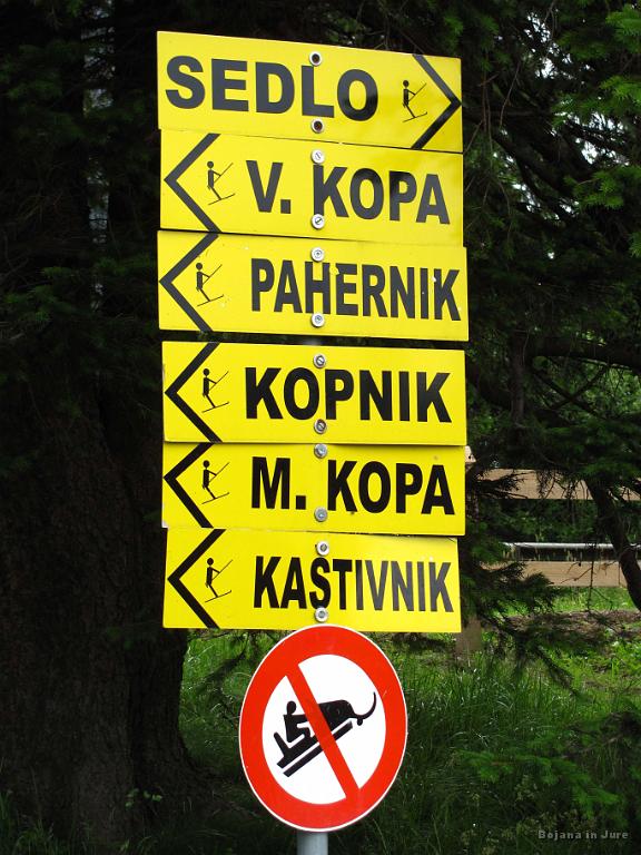 Slika_074.jpg - Štart spet ob 9:30. Vlečnice pustiva za sabo in se zopet usmeriva na vzhod...