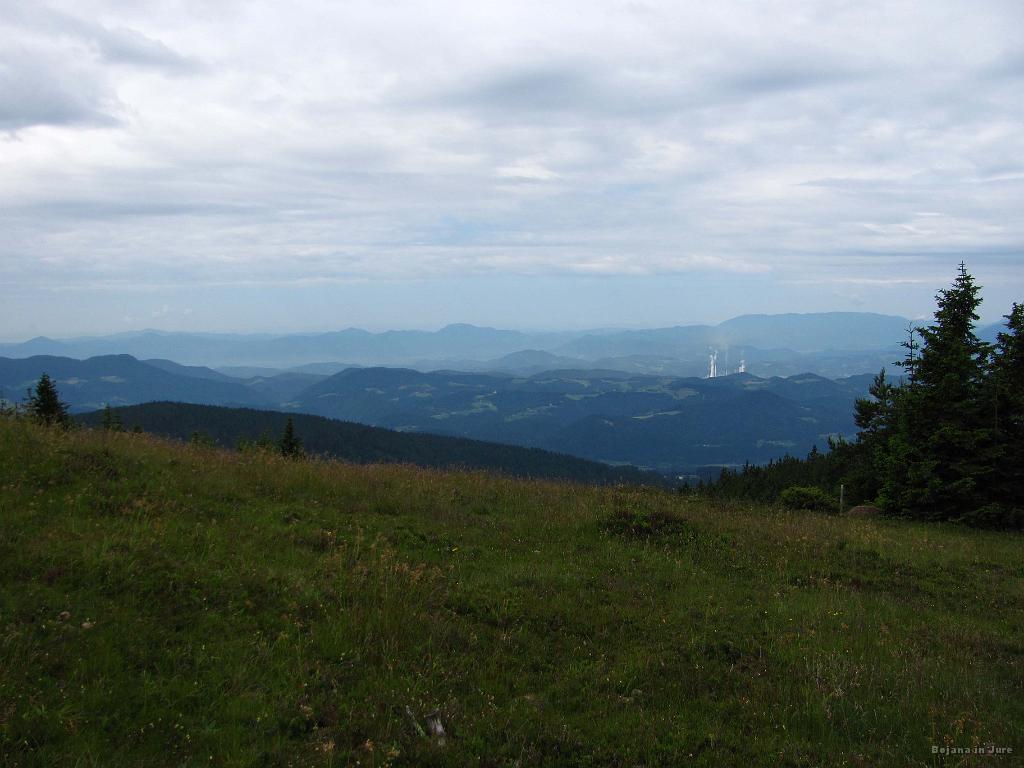 Slika_080.jpg - U, kaj se pa tam kadi? Pa še se bo...