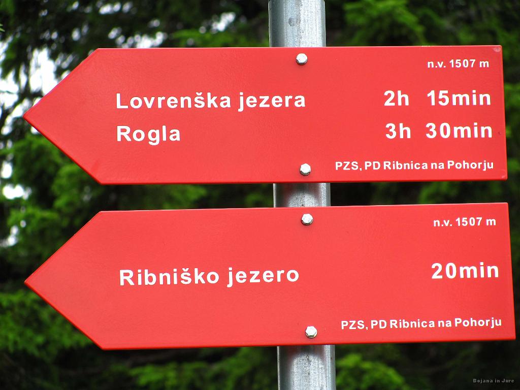 Slika_096.jpg - Sva rekla, da greva do jezera ... pa sva podaljšala do Lovrenških.