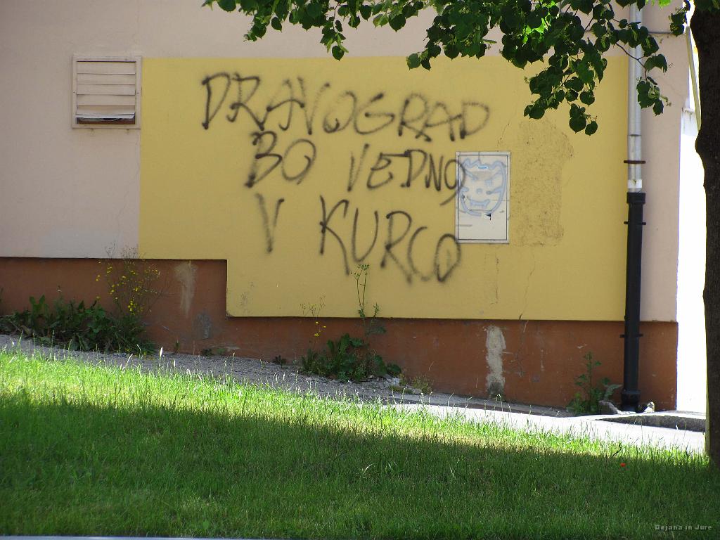 Slika_259.jpg - Hja, se morava kar strinjati. Tako blizu idiličnega Slovenj Gradca, pa tako drugačno mesto.