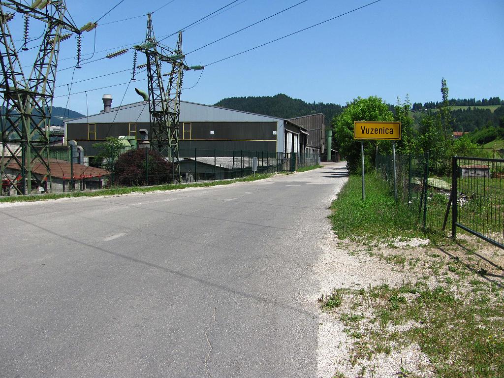 Slika_283.jpg - Ne kaj preveč idiličen vstop v mesto.